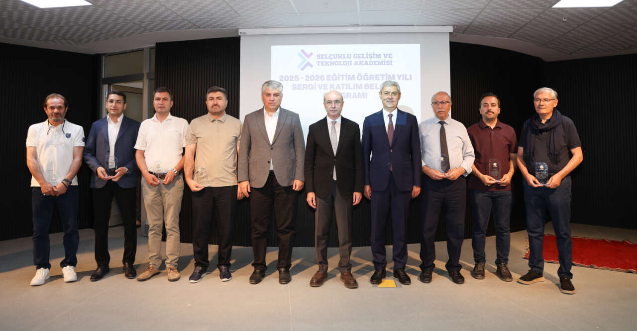 Konya’da geleceğin mucitleri sertifikalarını aldı 22
